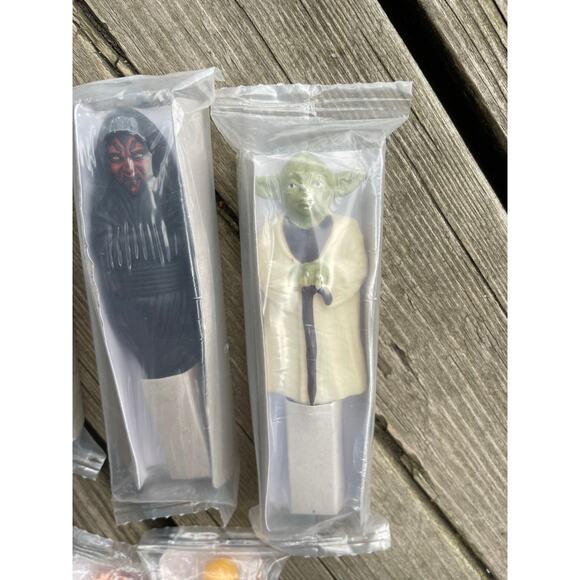 7 mini star wars pens General Mills Cheerio Cereal Box Prize - Picture 3 of 11